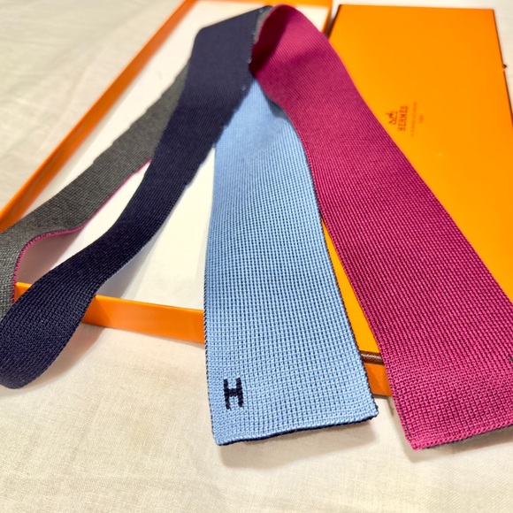 🔥HERMES EXCLUSIVE🔥🆕💯AUTH HERMES Maille De Soie 4 Temps Muti Seasons Tie😍 - Picture 1 of 17